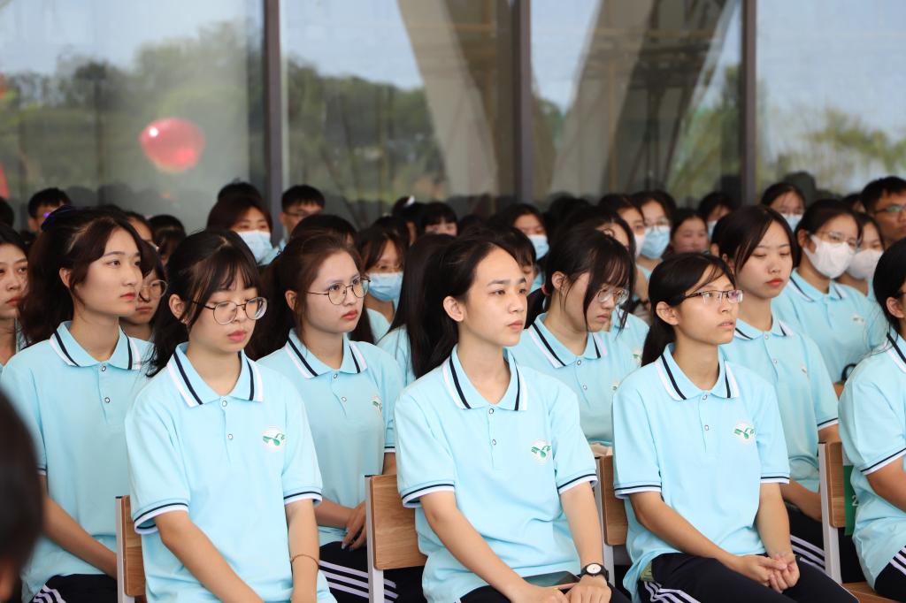 emc易倍·(中国)体育官方网站-EMCSPORTS